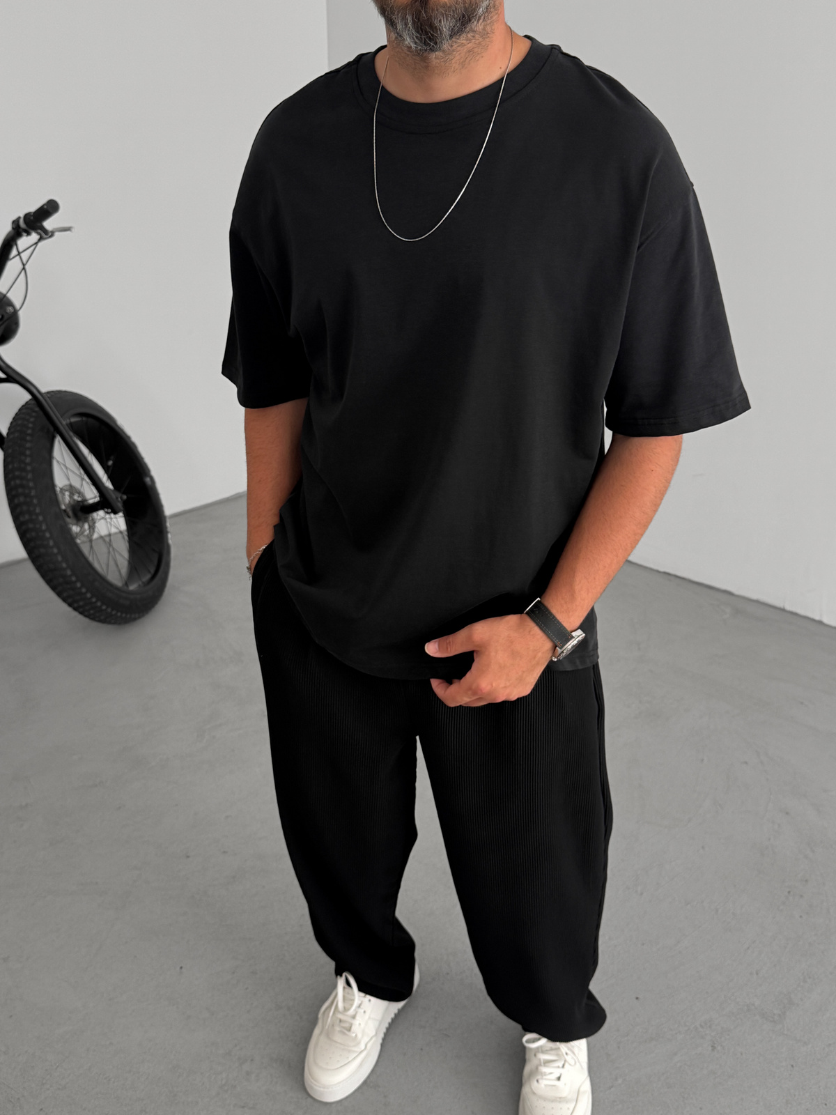 Black Basic Oversized T-shirt