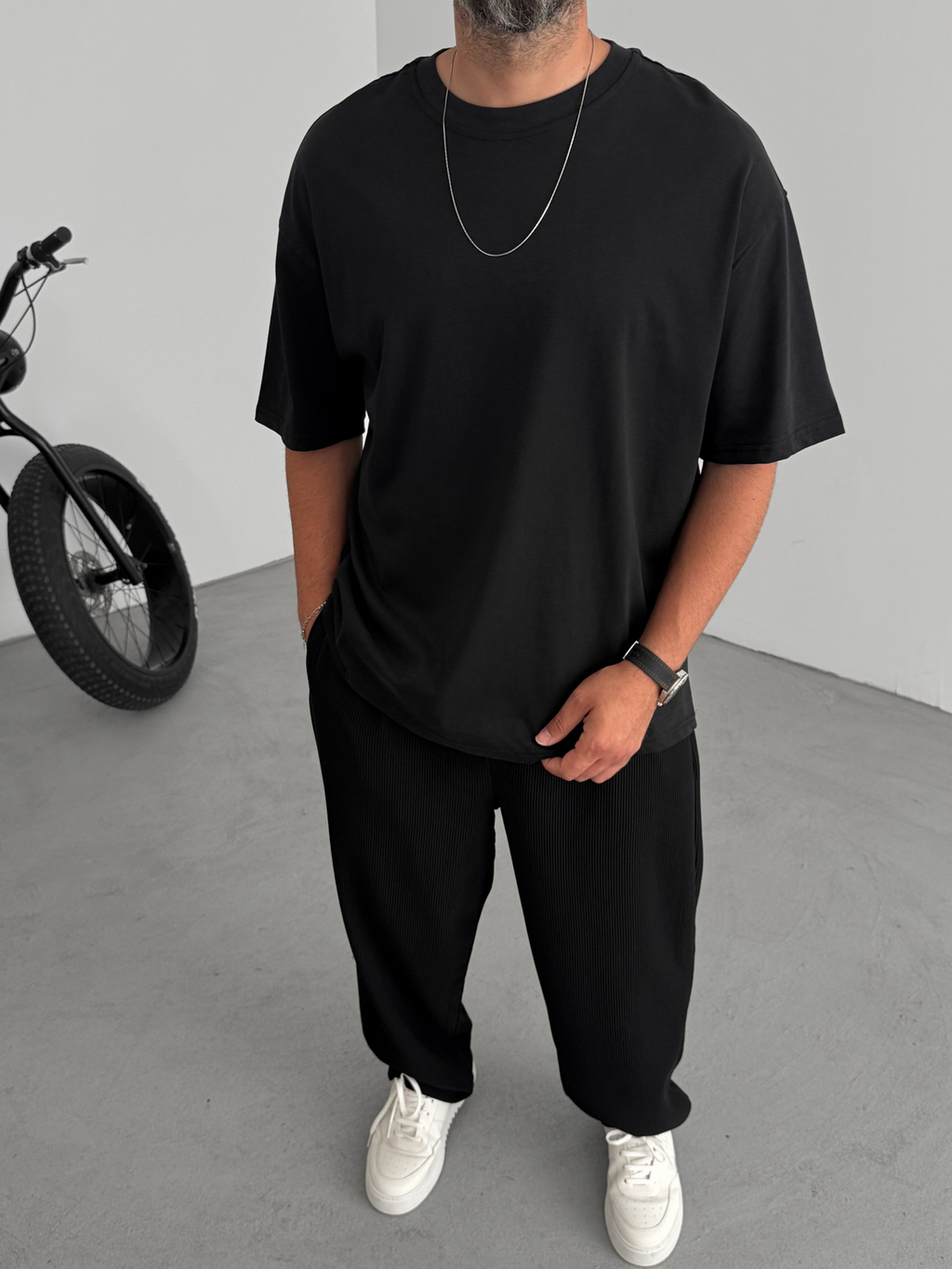 Black Basic Oversized T-shirt